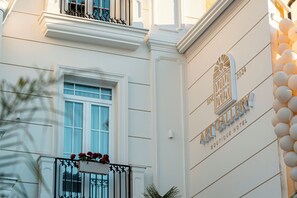 Front of property - Art Gallery Boutique Hotel (Durrës)