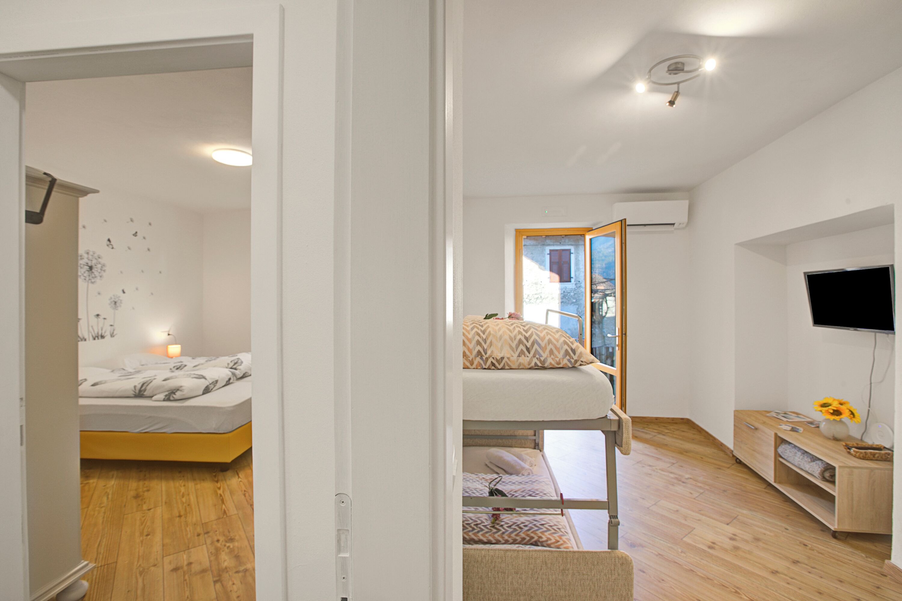 Family Apartment, Multiple Bedrooms (Villa Pastoedo Ap. Giallo) | 1 bedroom, iron/ironing board, free WiFi, bed sheets