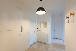Familienapartment, Mehrere Schlafzimmer (Casa Lucia in Riva Town) | Innenbereich