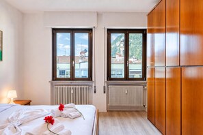 Apartamento familiar, 2 habitaciones, balcón (Casa Lucia in Old Riva Town with) | 2 dormitorios