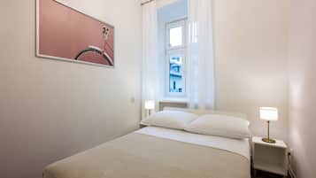 Apartment | Wohnbereich | 48-Zoll-Smart-TV mit Digitalempfang