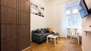 Apartment | Living room | 48-inch Smart TV with digital channels