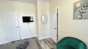 TV - localSTR - The Oakden Suites in Orange Loop A3 (Atlantic City)