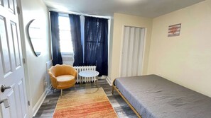1 bedroom, WiFi, bed sheets - localSTR - The Oakden Suites in Orange Loop C5 (Atlantic City)