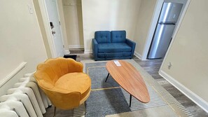 Interior - localSTR - The Oakden Suites in Orange Loop C5 (Atlantic City)