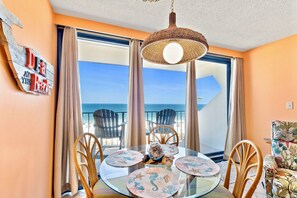 Dining - Gulf Front | Walk to The Hangout | Island Winds East 603 (Gulf Shores)