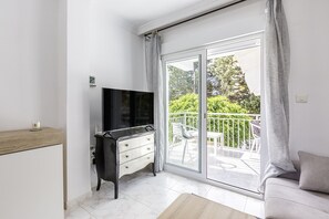 Fernseher