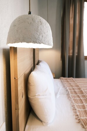 Kamar Twin, 2 Tempat Tidur Twin, balkon | Minibar, Wi-Fi gratis, dan seprai linen