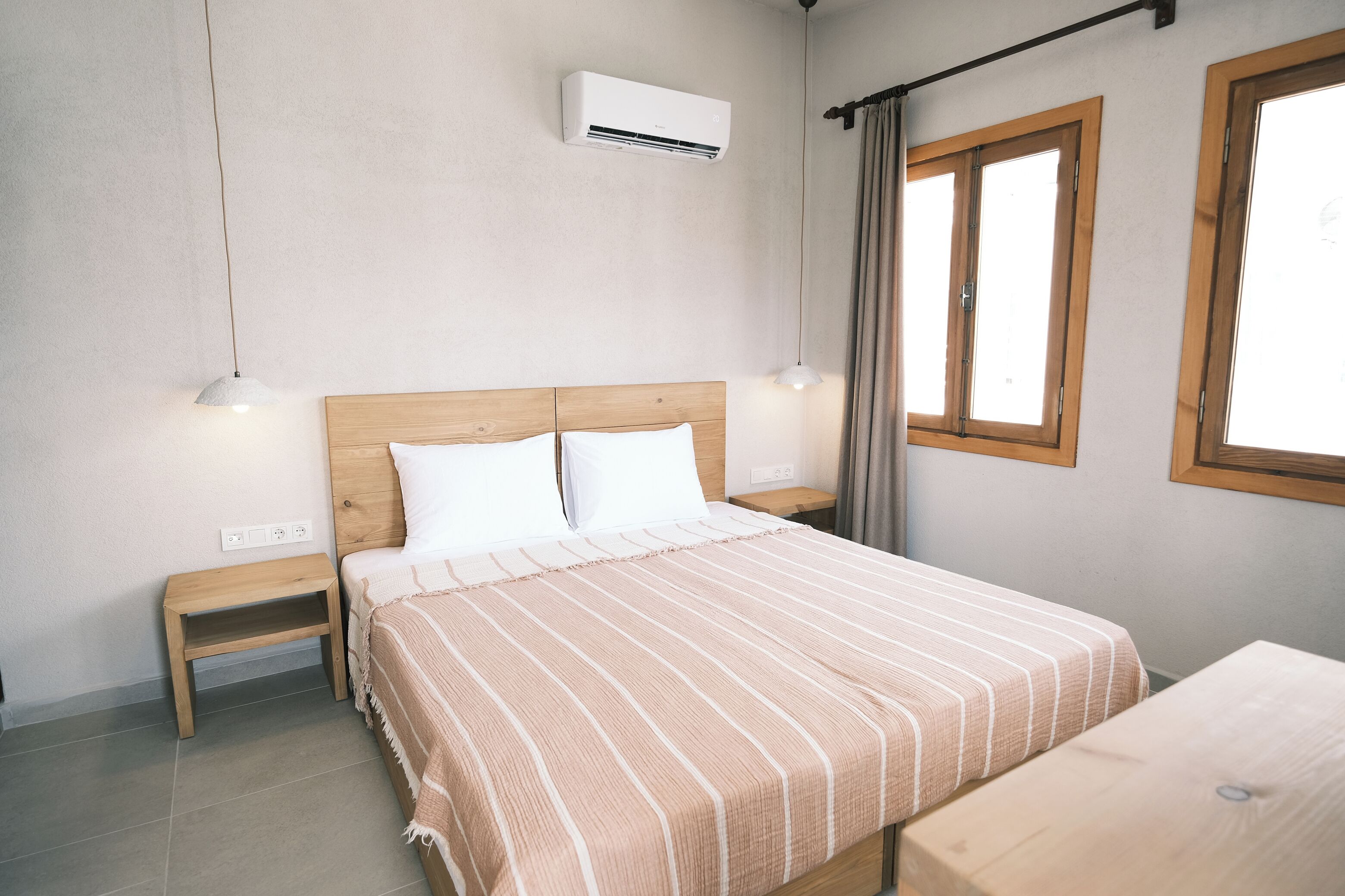 华丽双人房, 1 张大床, 浴缸 | 迷你吧、免费 WiFi、床单