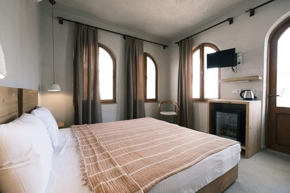 Chambre avec lits jumeaux, 2 lits une place, balcon
