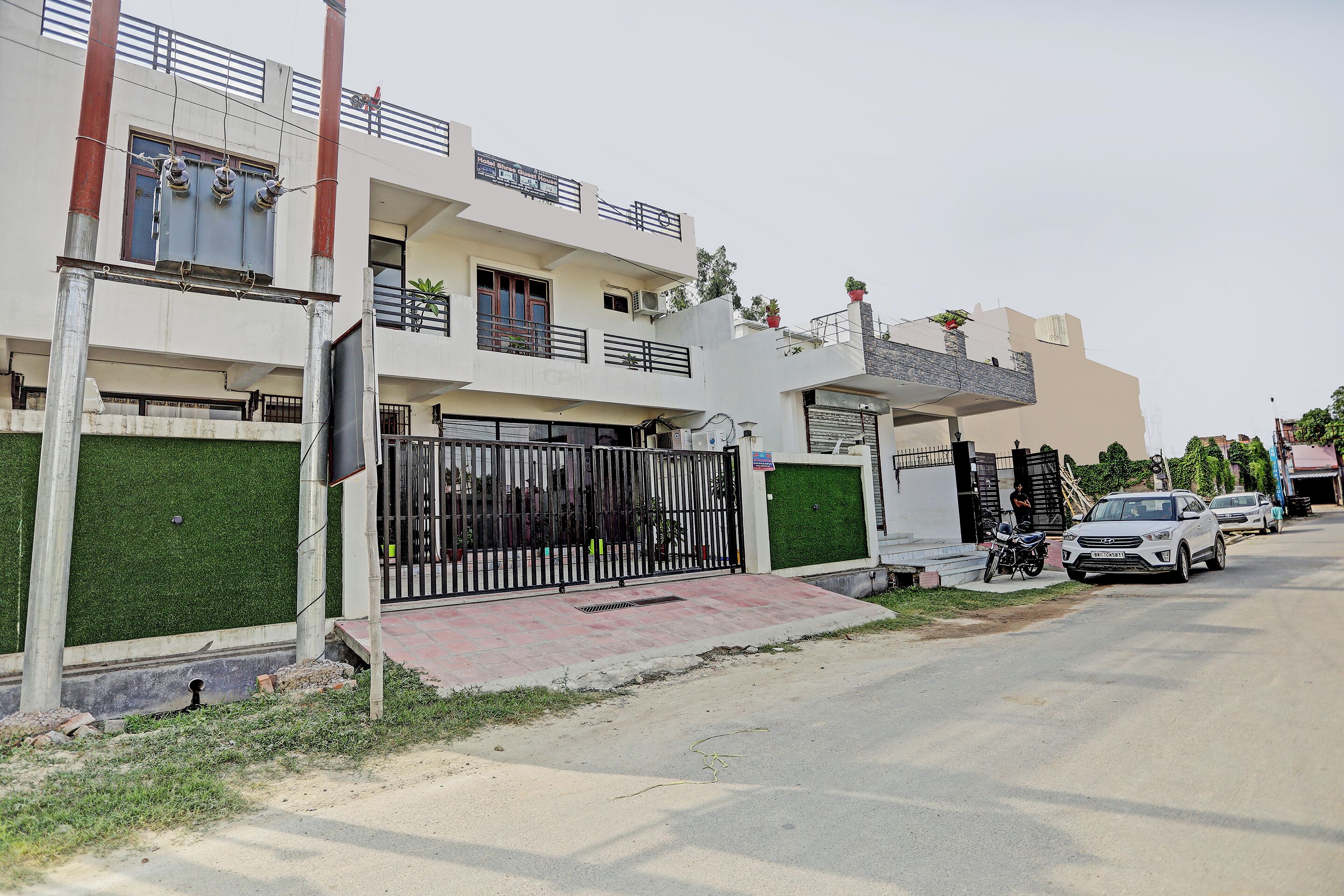 Photo - Shree Hotel
