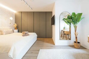 2 chambres, fer et planche à repasser, accès au Wi-Fi (inclus)