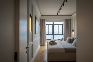 2 soverom, strykejern/-brett, reiseseng for barn og wi-fi (inkludert)