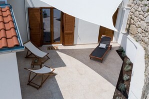 Familie huis, meerdere slaapkamers, 2 badkamers (Casa Di Nika private heated pool and) | Terras