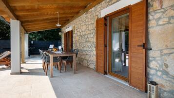 Family House, Multiple Bedrooms, 2 Bathrooms, Mountainside (Casa Di Nika private heated pool and) | Outdoor dining
