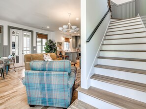 Televisio, takka, työhuone