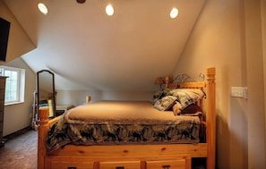 3 habitaciones y ropa de cama