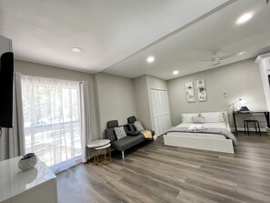1 habitación, tabla de planchar con plancha, wifi y ropa de cama