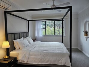 4 dormitorios, escritorio, tabla de planchar con plancha y wifi gratis