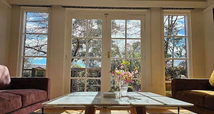 Elegant 4BR|2.5BA Home|Canberra Central| City Views