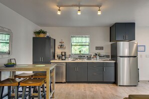 House (1 Bedroom) | Interior - Shawnee Cabin w/ On-site Reservoir Access! (Shawnee)