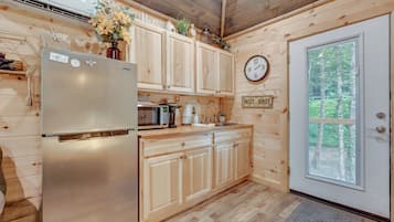 Apartment (0 Bedroom) | Bahagian dalam