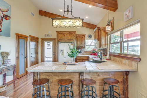 Medicine Park Cottage: Walk to Lake Lawtonka!