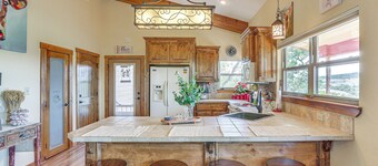 Medicine Park Cottage: Walk to Lake Lawtonka!