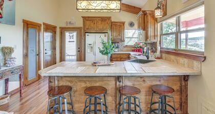 Medicine Park Cottage: Walk to Lake Lawtonka!