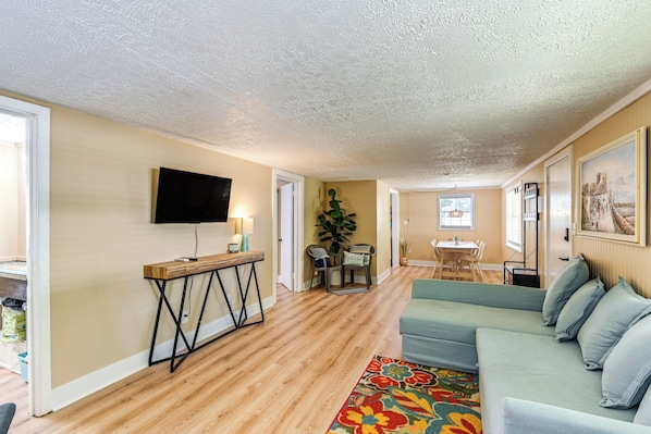 House (1 Bedroom) | Interior - Middle Tennessee Cottage ~ 10 Mi to Dickson! (Bon Aqua)