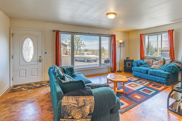 TV - Quiet Lewiston Vacation Rental w/ Scenic Views! (Lewiston)