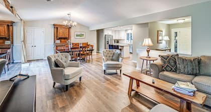 Charming Pinehurst Getaway w/ Golf Course View!