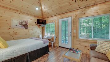 Apartment (0 Bedroom) | Interior