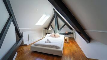 3 slaapkamers, reisbedje, wifi, beddengoed