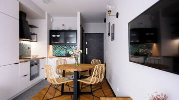 Apartment | Living area | TV