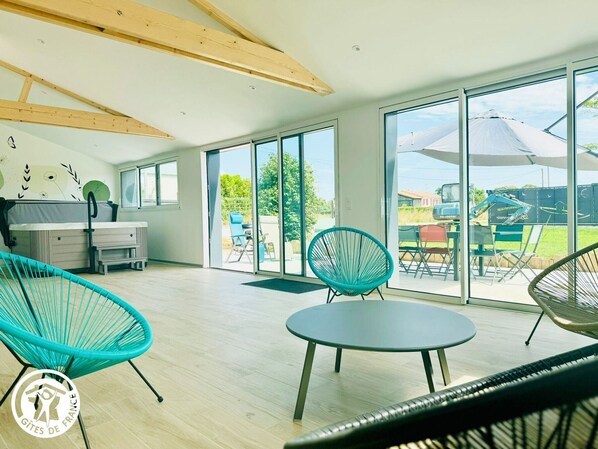 Interior - Charming cottage in Vendée with spa and sauna (La Roche-sur-Yon)