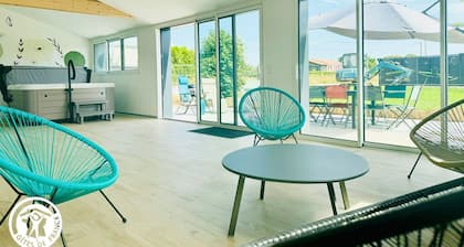 Charming cottage in Vendée with spa and sauna