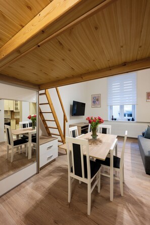 Apartment | 1 bedroom, iron/ironing board, cribs/infant beds, free WiFi - Native Apartments Dietla 17 (Kraków)