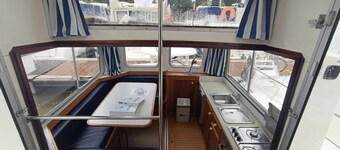 Vintage Houseboat with Terrace - Sleeps 7