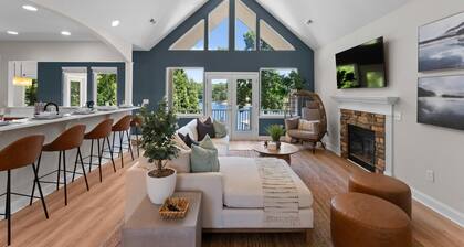 Waddell Waters W/optional Boat Rental