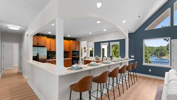 House, Multiple Beds (Waddell Waters w/Optional Boat Rental) | Private kitchen | Oven, toaster