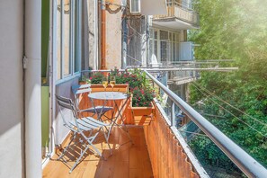 Apartment, 2 Bedrooms, Courtyard View | Balcony - HB apartments Astoria (Tbilisi)