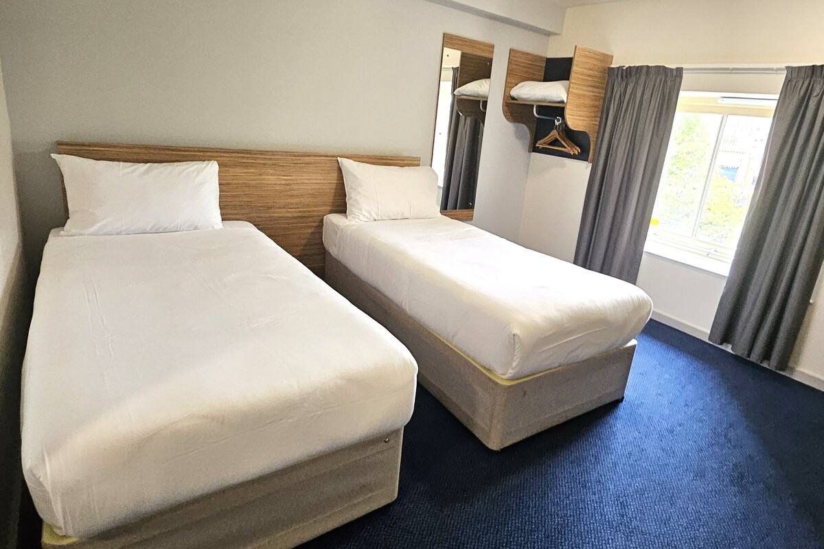 Standard-Zweibettzimmer, barrierearm, Nichtraucher