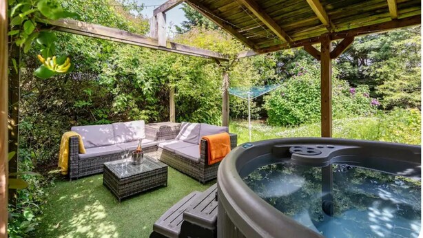 Property grounds - Tranquil Thompson Cottage Retreat (Thetford)