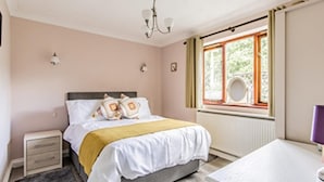 Room - Tranquil Thompson Cottage Retreat (Thetford)