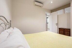 1 多间卧室、办公桌、熨斗/熨衣板、WiFi