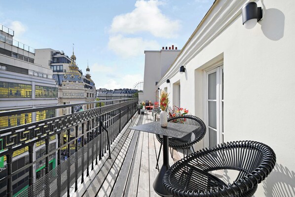 Superior Apartment | Terrace/patio - Résidence Paris Havre (Paris)