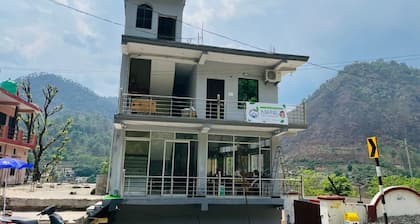 Goroomgo Kaffal Hotel and Restaurant Rudraprayag