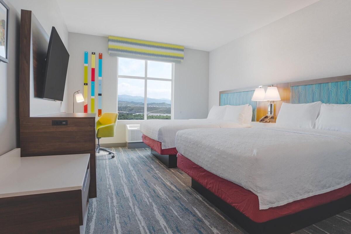 2 Queen Beds Room Hearing Accessible