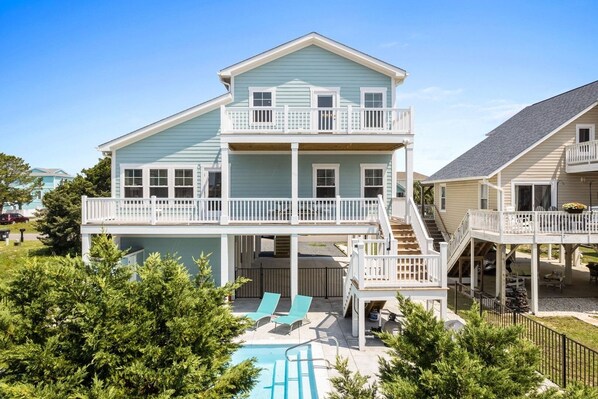 House, 3 Bedrooms | Exterior - Coastal Chaos / 303 Sand Piper Ln. 3 Bedroom Home by RedAwning (Supply)